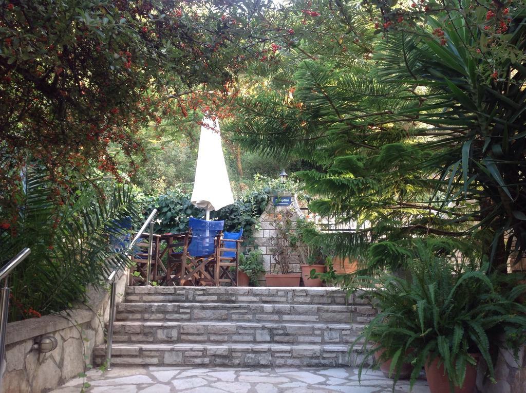 Nostos 2* Frikes