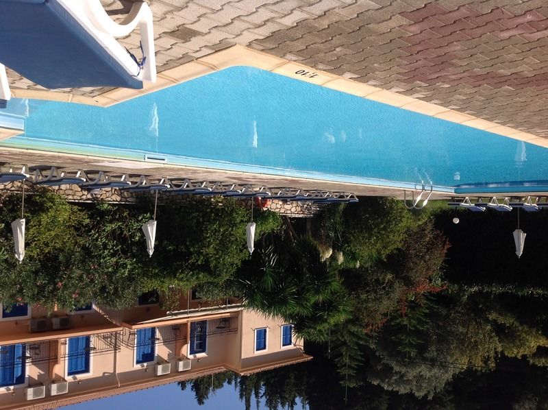 Hotel Nostos Frikes