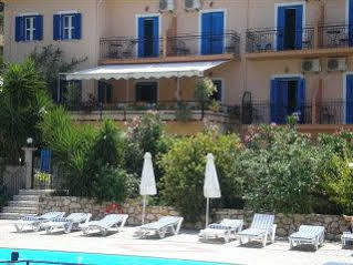 Hotel Nostos 2*